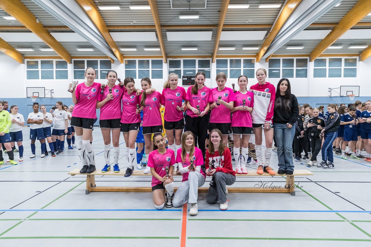 Bild 63 - C-Juniorinnen Loewinnen Cup